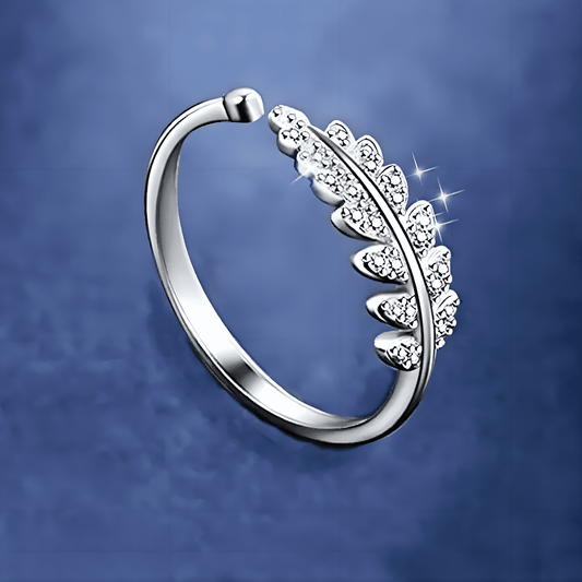 Leafy Elegance: Nature's Beauty CZ Ring